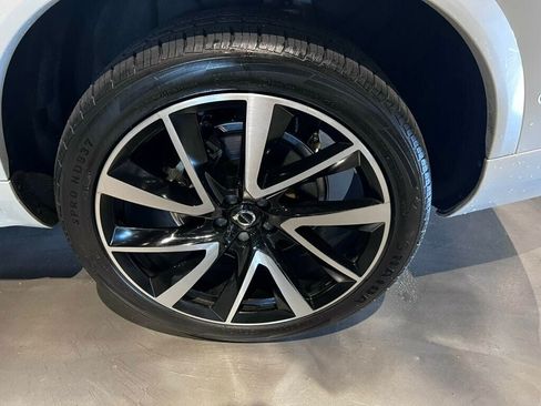 Used 2024 Volvo XC90 B6 Ultimate AWD/4WD image 11