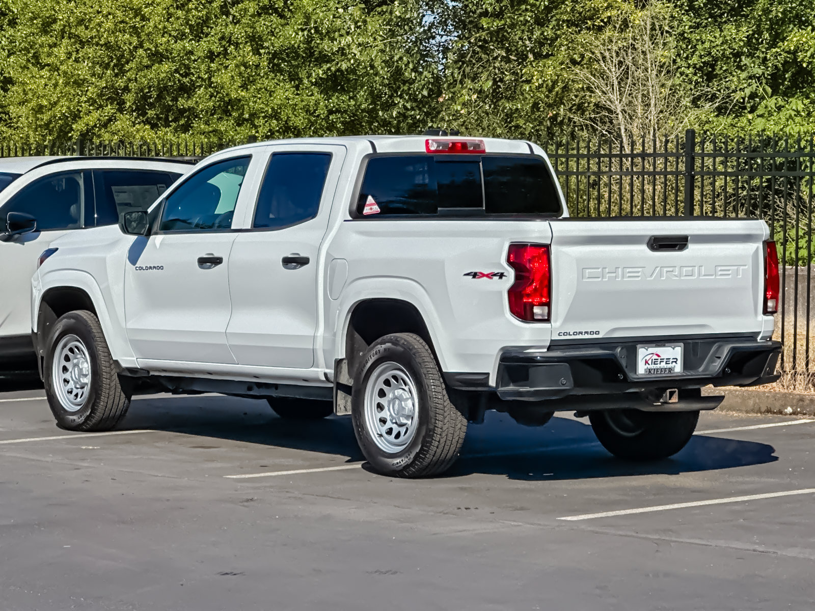 Used 2025 Chevrolet Colorado W/T AWD/4WD image 5