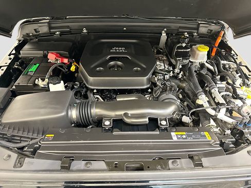 Used 2023 Jeep Wrangler Sahara w/ Cold Weather Group image 34