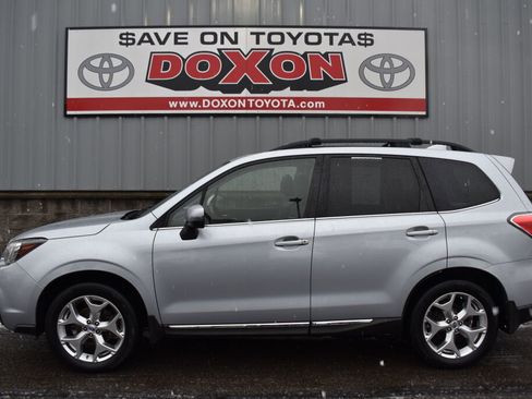 Used 2017 Subaru Forester 2.5i Touring image 4