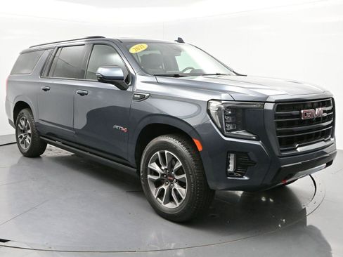 Used 2021 GMC Yukon XL AT4 w/ AT4 Premium Plus Package AWD/4WD image 2