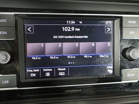 Used 2019 Volkswagen Jetta S image 27