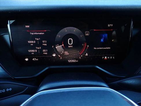 Used 2025 GMC Acadia Elevation image 23