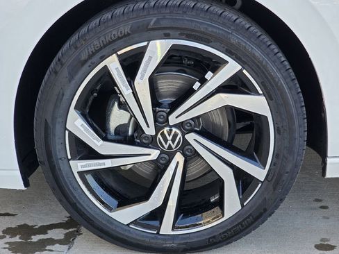 New 2026 Volkswagen Jetta SEL FWD image 9