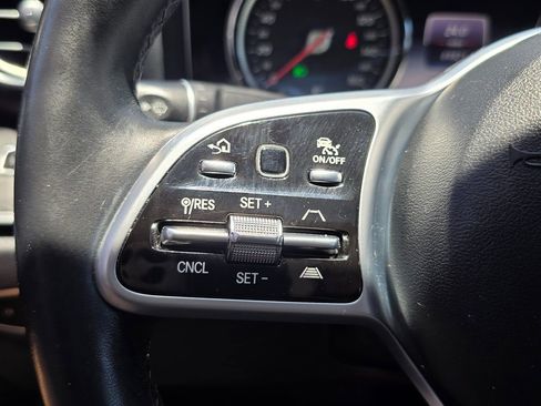 Used 2019 Mercedes-Benz E 300 image 31