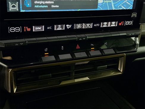 Used 2024 GMC Hummer EV 3X image 8