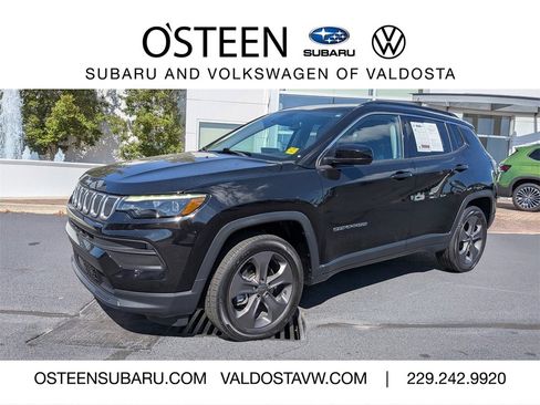 Used 2022 Jeep Compass Latitude w/ Sun and Sound Group image 1