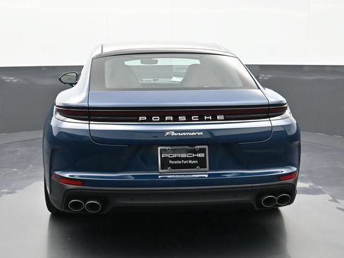 Certified 2025 Porsche Panamera image 26