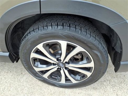 Used 2023 Subaru Forester Limited image 20