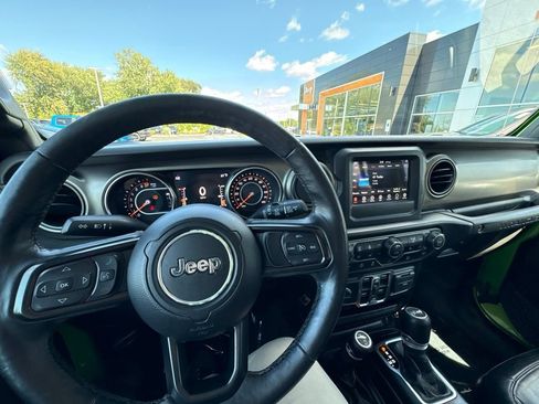 Used 2019 Jeep Wrangler Unlimited Sport S AWD/4WD image 23