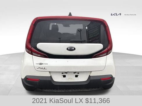 Used 2021 Kia Soul LX image 7