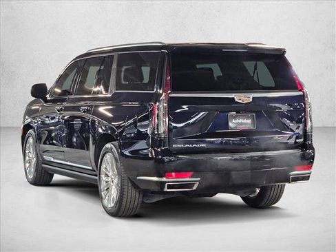 Used 2023 Cadillac Escalade ESV Premium Luxury w/ Performance Package image 8