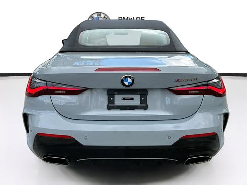 Used 2024 BMW M440i Convertible image 6