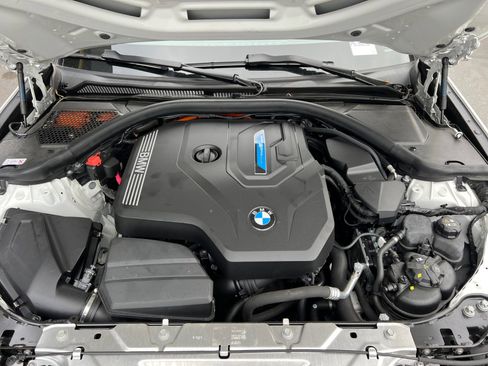 Used 2023 BMW 330e w/ Premium Package RWD image 22