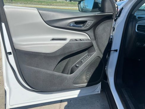 Used 2018 Chevrolet Equinox Premier w/ LPO, Cargo Package AWD/4WD image 22
