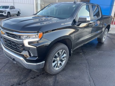 New 2026 Chevrolet Silverado 1500 LT image 2