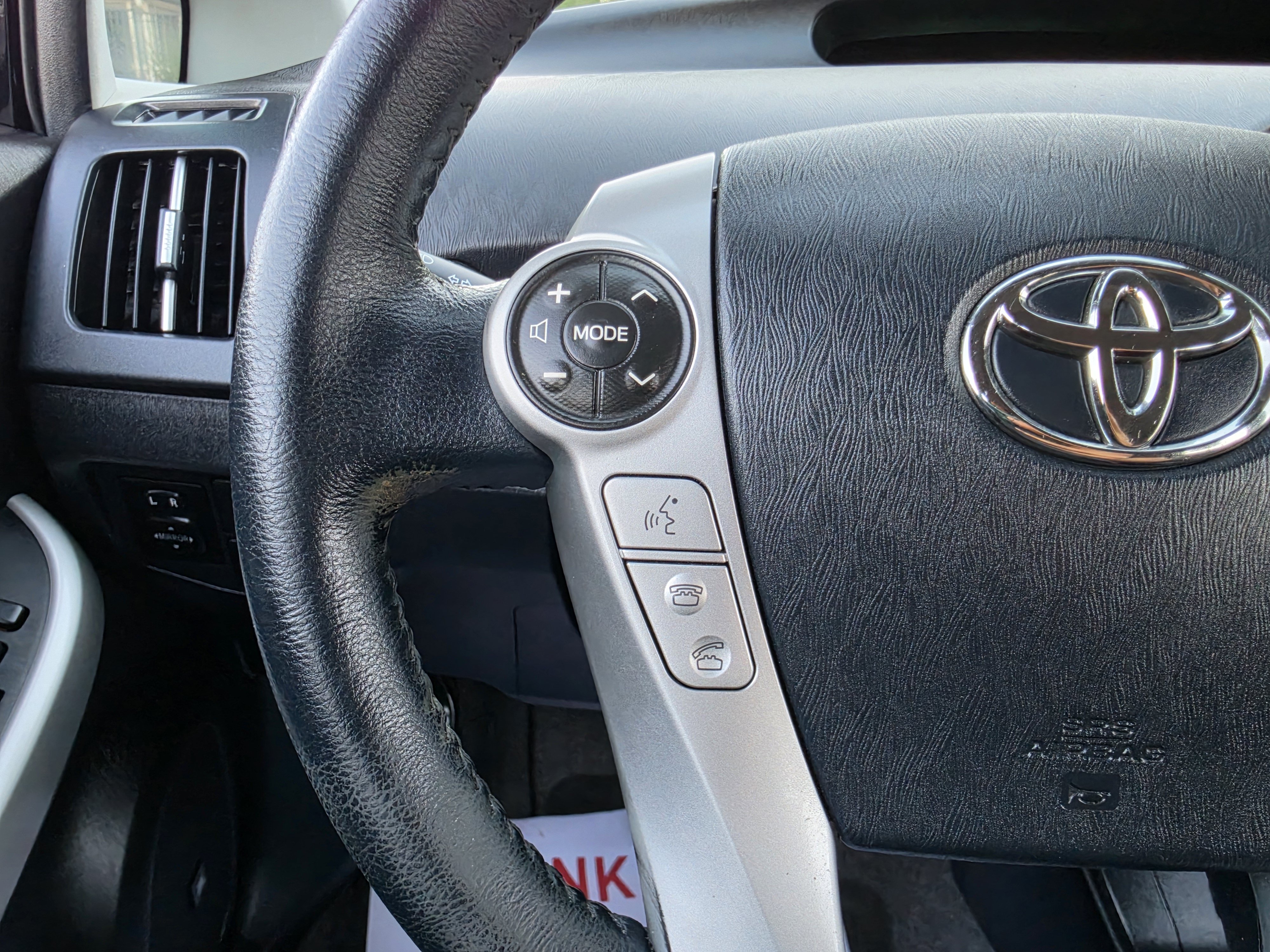 Used 2013 Toyota Prius Four w/ Deluxe Solar Roof Pkg FWD image 37