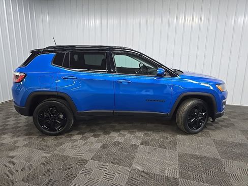 Used 2020 Jeep Compass Latitude image 2