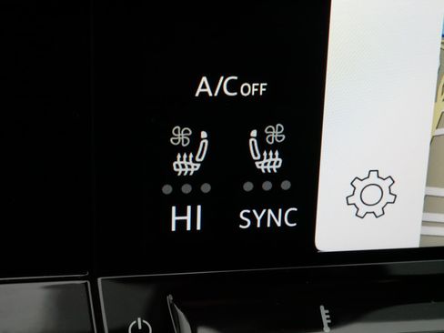 Certified 2024 Volkswagen Atlas Peak Edition SEL image 28