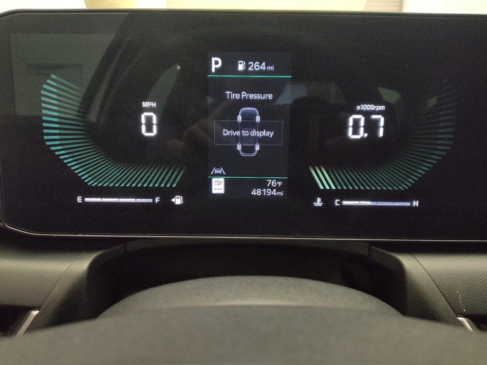 Used 2025 Kia K4 FWD image 23