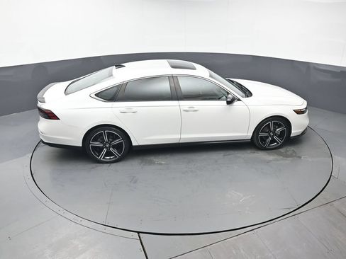Used 2023 Honda Accord Sport image 37