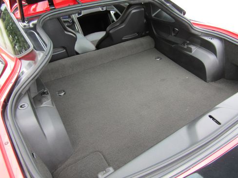 Used 2016 Chevrolet Corvette Z06 w/ 3LZ Preferred Equipment Group RWD image 17
