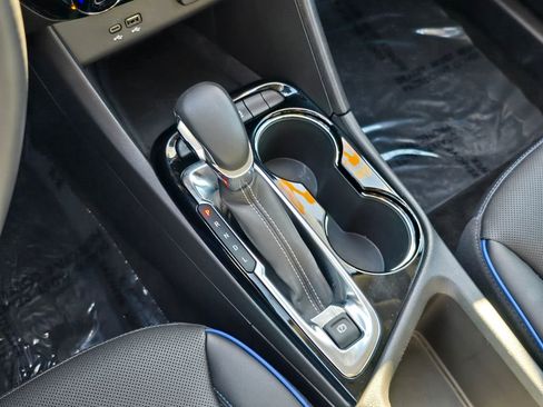 Certified 2025 Buick Encore GX Sport Touring w/ Comfort Package image 25