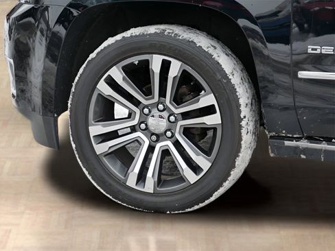 Used 2019 GMC Yukon Denali image 9