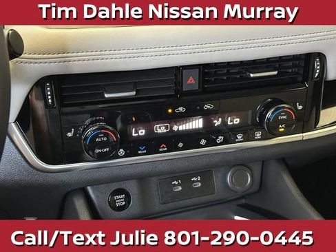 Used 2025 Nissan Rogue SL w/ SL Premium Package AWD/4WD image 29