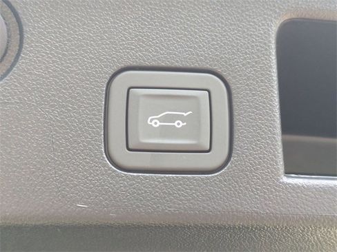 New 2026 Chevrolet Equinox ACTIV w/ Convenience Package III image 31