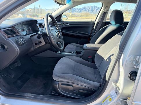 Used 2016 Chevrolet Impala LT image 10