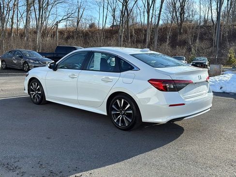 Used 2022 Honda Civic EX image 5