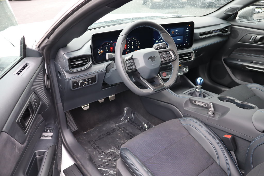 New 2026 Ford Mustang Dark Horse RWD image 4