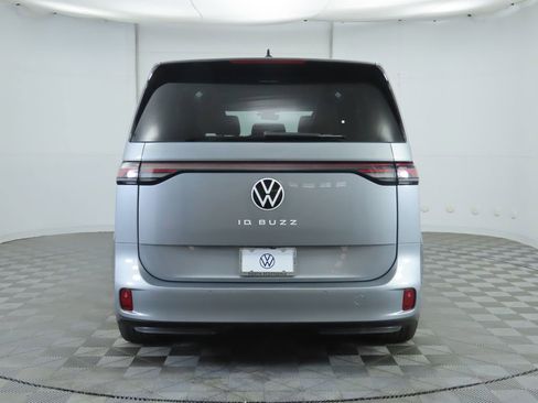 New 2025 Volkswagen ID. Buzz Pro S image 6
