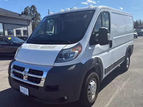 Used 2018 RAM ProMaster 1500 w/ Premium Appearance Group image 3