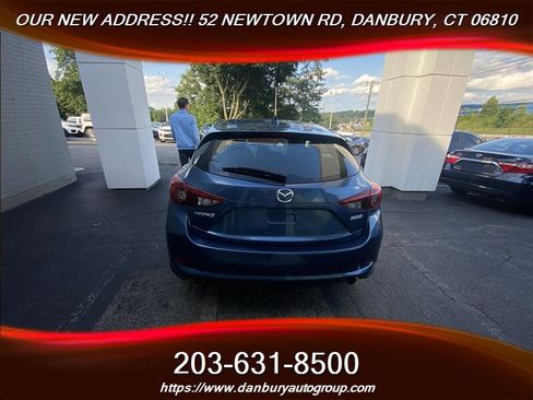 Used 2018 MAZDA MAZDA3 Touring FWD image 7