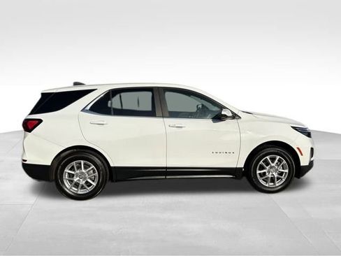 Used 2022 Chevrolet Equinox LT image 9