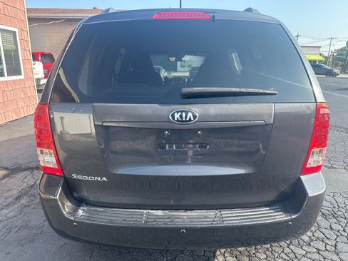 Used 2014 Kia Sedona LX w/ Power Package FWD image 4