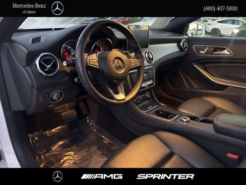 Used 2019 Mercedes-Benz GLA 250 image 9