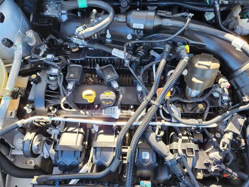 Used 2023 Ford Maverick XLT image 28