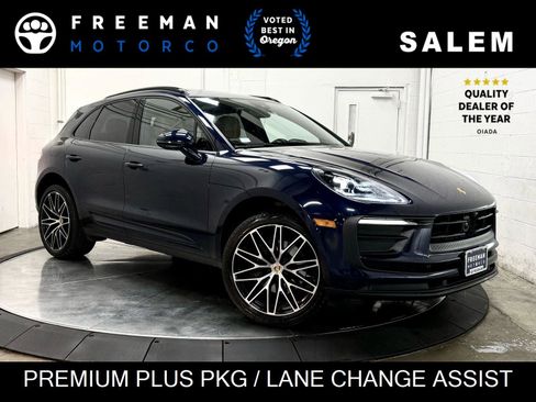 Used 2023 Porsche Macan Turbo AWD/4WD image 1