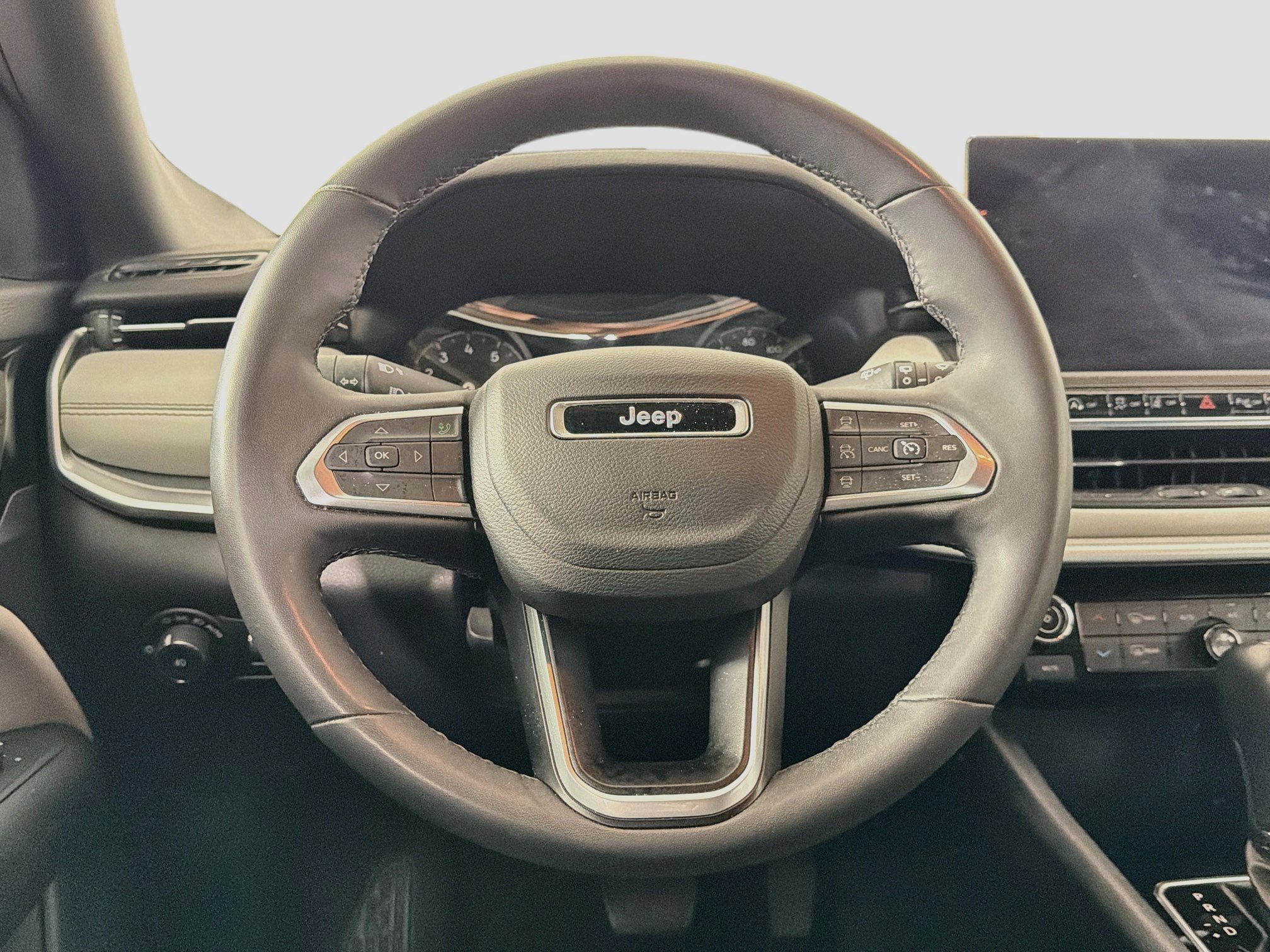 Used 2025 Jeep Compass Limited AWD/4WD image 18