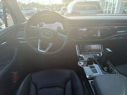 Used 2023 Audi Q7 2.0T Premium Plus w/ Premium Plus Package AWD/4WD image 19