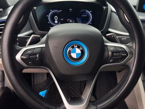 Used 2014 BMW i8 Base image 12