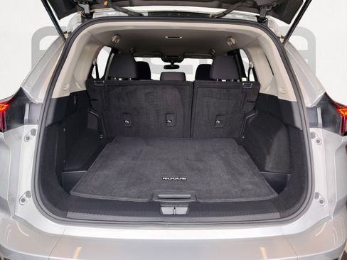 Used 2024 Nissan Rogue S FWD image 16