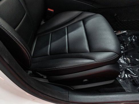 Used 2021 Mercedes-Benz C 300 Sedan w/ Premium Package image 28