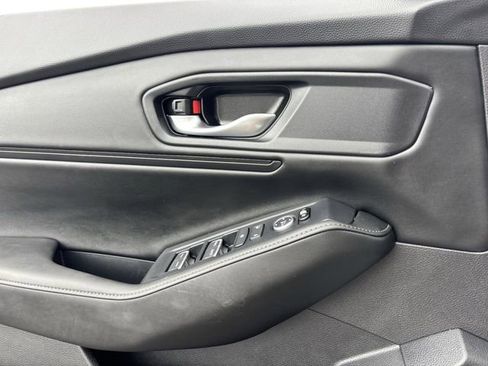 Used 2025 Honda Accord Sport image 23