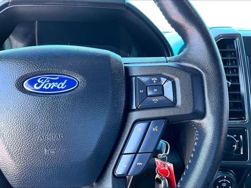 Used 2018 Ford F150 XLT w/ Equipment Group 302A Luxury AWD/4WD image 25