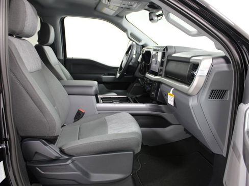 New 2026 Ford F250 XLT w/ XLT Premium Package image 30