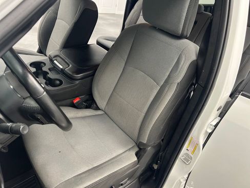 Used 2024 RAM 2500 Big Horn image 9